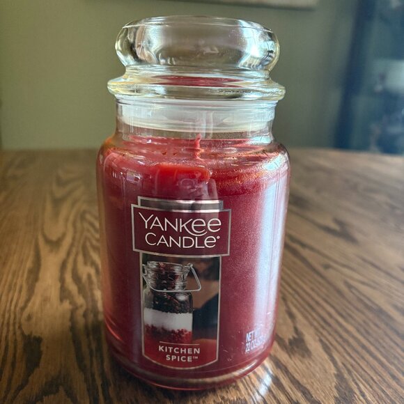 Kitchen Spice Yankee Candle Large Jar Candle, NWT - Picture 2 of 7